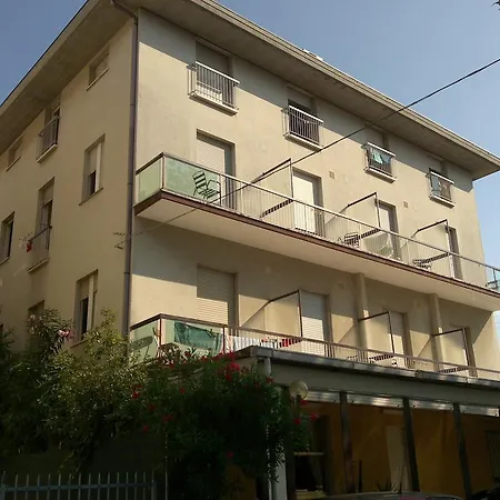 酒店 埃尔维拉酒店 里米尼